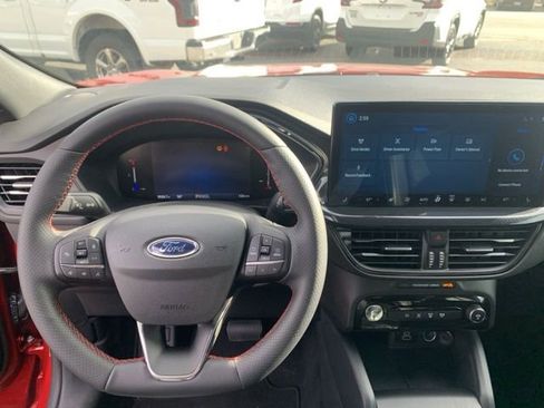 New 2025 Ford Escape ST-Line w/ Equipment Group 301A image 10