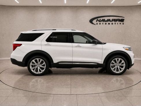 Used 2022 Ford Explorer Platinum w/ Technology Package AWD/4WD image 8