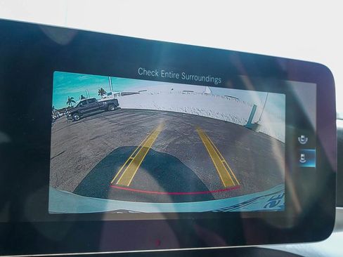 Used 2020 Mercedes-Benz GLC 300 GLC 300 image 23