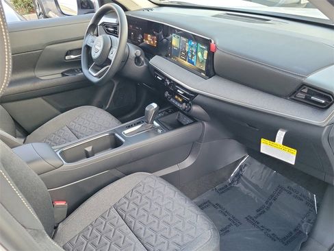 New 2026 Nissan Kicks SV image 12