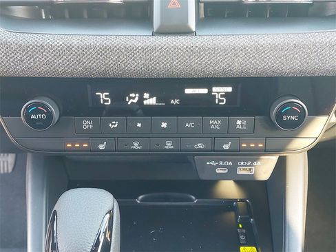 New 2026 Subaru Outback Limited image 17