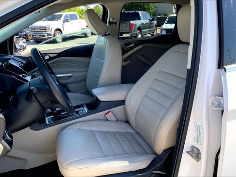 Certified 2018 Ford Escape SEL FWD image 8