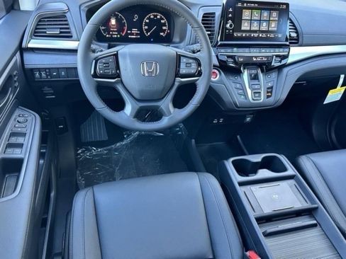 New 2026 Honda Odyssey EX-L image 9