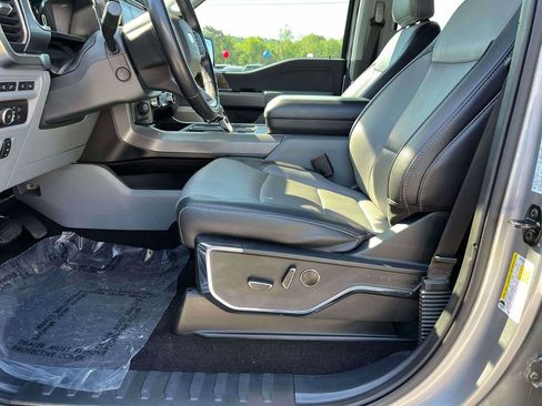 Used 2022 Ford F150 Lariat w/ Equipment Group 502A High AWD/4WD image 15