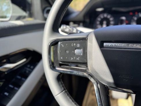 Used 2026 Land Rover Range Rover Evoque S image 26