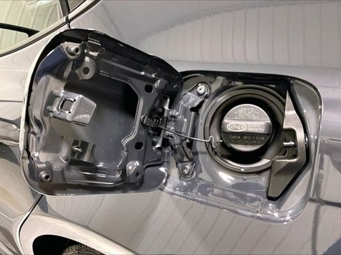 Used 2026 Toyota Camry SE w/ Multimedia Upgrade Package FWD image 42