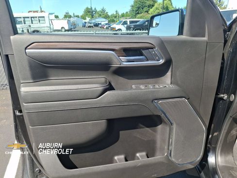 Certified 2025 Chevrolet Silverado 1500 LT AWD/4WD image 13