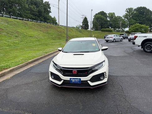 Used 2018 Honda Civic Type R image 2