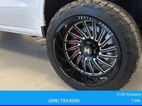 Used 2019 Chevrolet Silverado 1500 High Country image 9