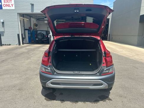 Used 2023 Hyundai Kona Limited AWD/4WD image 26