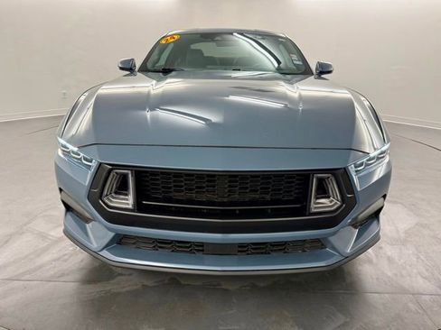 Used 2024 Ford Mustang Premium image 2