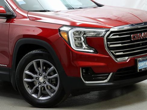 Certified 2024 GMC Terrain SLT w/ Tech Package image 4