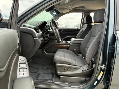 Used 2019 Chevrolet Tahoe LS AWD/4WD image 12