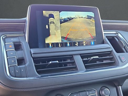 Used 2023 Chevrolet Tahoe LT w/ Luxury Package image 25