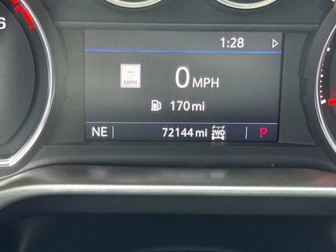 Used 2021 Chevrolet Silverado 1500 LTZ AWD/4WD image 17