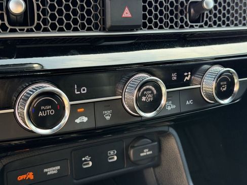 Used 2025 Honda Civic Sport image 20
