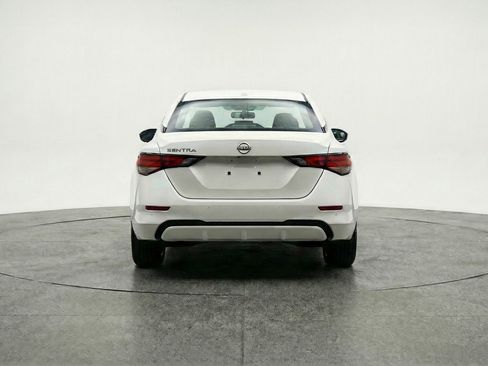 Used 2025 Nissan Sentra SV image 7