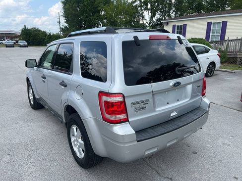Used 2010 Ford Escape XLT AWD/4WD image 7