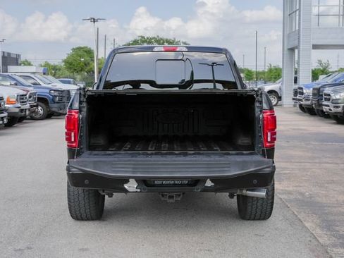 Used 2017 Ford F150 Lariat RWD image 10