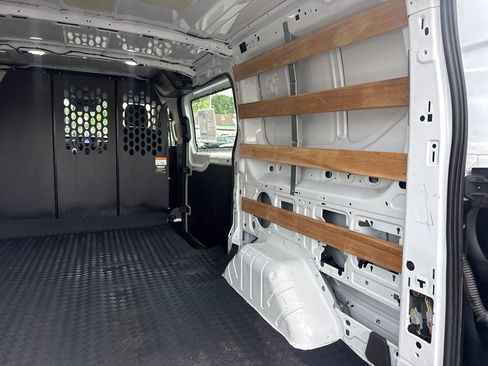 Used 2025 Ford Transit 250 Low Roof w/ Exterior Upgrade Package RWD image 16