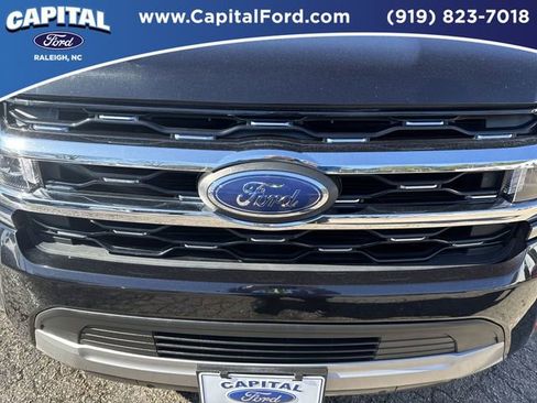 Certified 2024 Ford Expedition Limited image 10