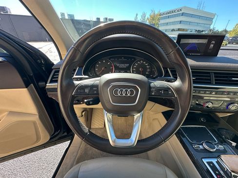 Used 2019 Audi Q7 3.0T Premium image 14