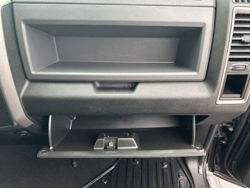 Used 2018 RAM 1500 Express w/ Wheel & Sound Group image 38