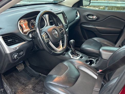 Used 2015 Jeep Cherokee Trailhawk w/ Trailer Tow Group image 9