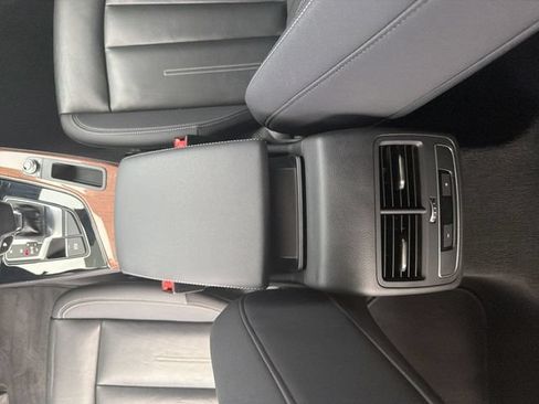 Used 2022 Audi A4 2.0T Premium AWD/4WD image 25