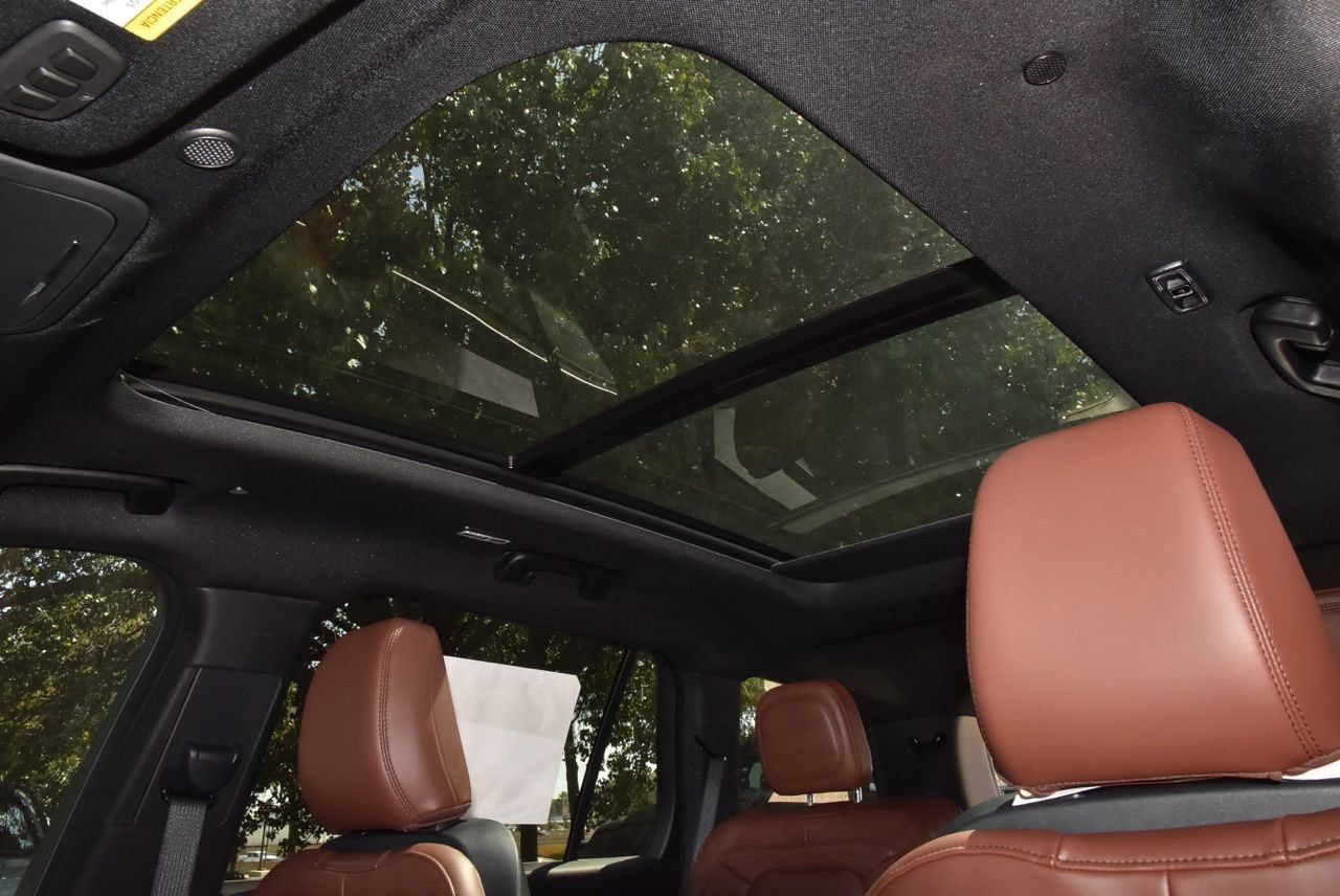 New 2026 Lincoln Aviator Reserve AWD/4WD image 32