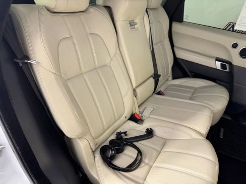 Used 2017 Land Rover Range Rover Sport HSE image 41