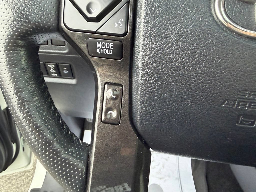 Used 2023 Toyota 4Runner 40th Anniversary SE AWD/4WD image 41