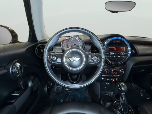 Used 2015 MINI Cooper 2-Door Hardtop FWD image 17