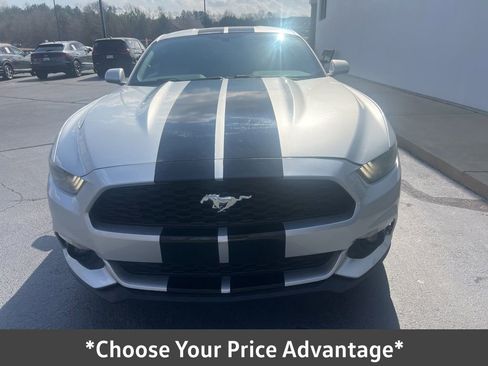 Used 2015 Ford Mustang Coupe image 9
