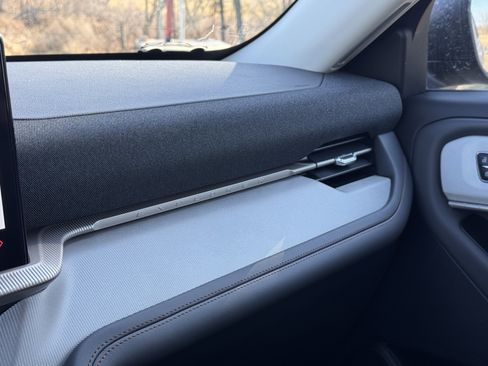 New 2026 Ford Explorer Active w/ Active Comfort Package image 15