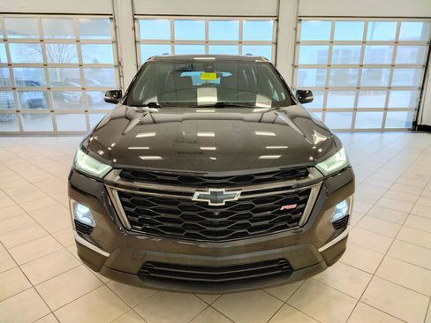 Used 2022 Chevrolet Traverse RS image 9