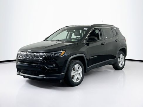 Used 2022 Jeep Compass Latitude w/ Convenience Group image 1