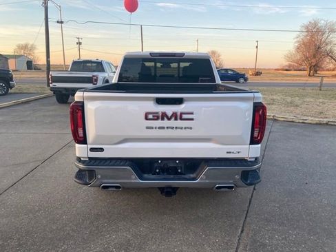 Used 2023 GMC Sierra 1500 SLT w/ SLT Premium Plus Package image 5