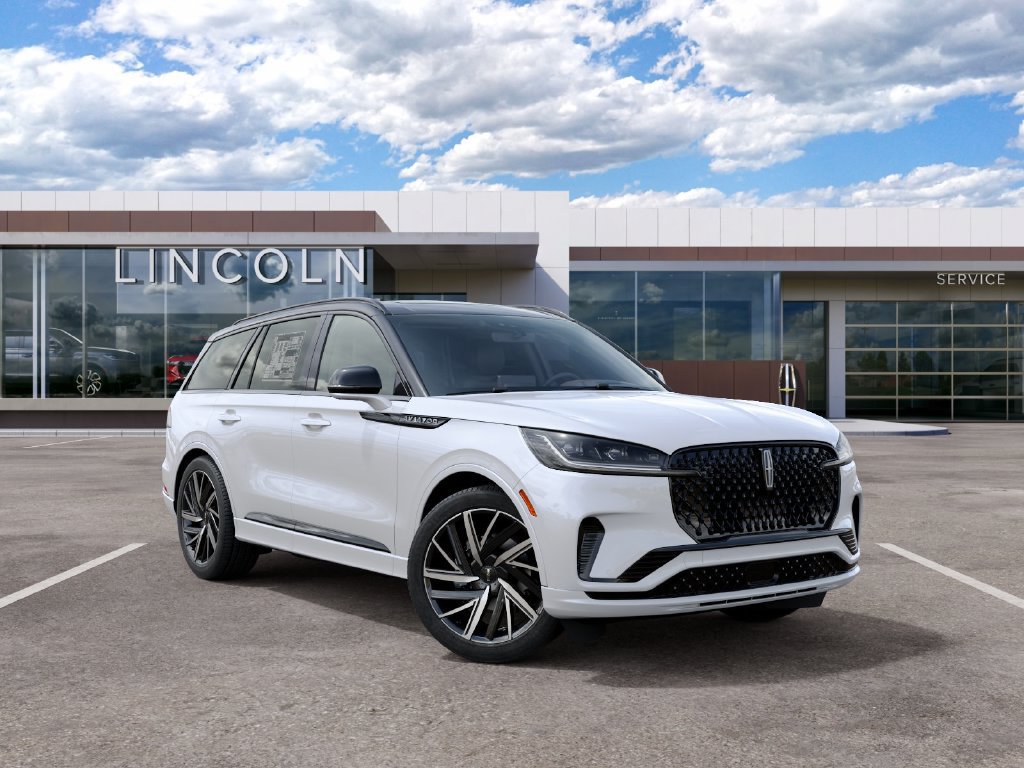 New 2027 Lincoln Aviator Black Label w/ Black Label Special Edition AWD/4WD image 4
