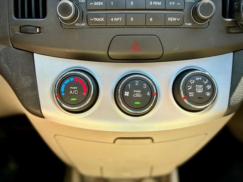 Used 2007 Hyundai Elantra GLS FWD image 53