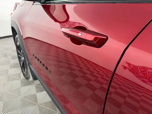 Used 2025 Chevrolet Equinox RS w/ Safety and Technology Package image 25