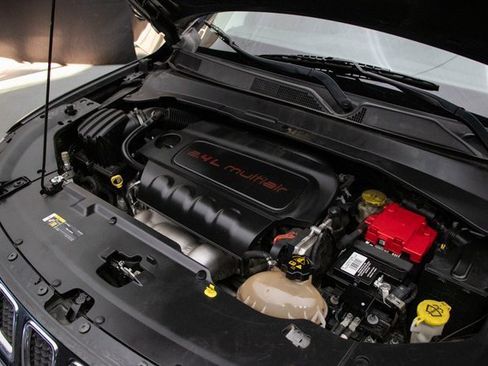 Used 2021 Jeep Compass Limited image 28