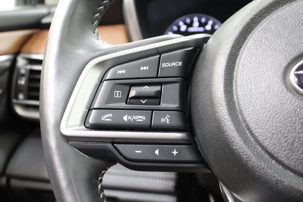 Used 2024 Subaru Outback Touring AWD/4WD image 27