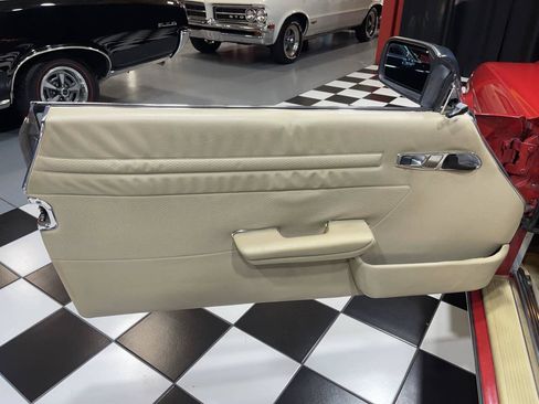 Used 1989 Mercedes-Benz 560 SL image 43