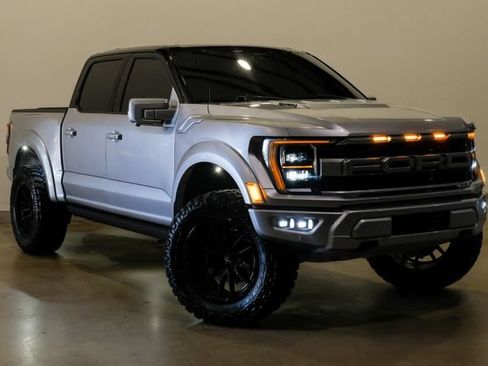 Used 2021 Ford F150 Raptor w/ Raptor 37 Performance Package AWD/4WD image 4