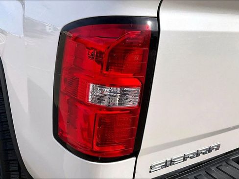 Used 2015 GMC Sierra 1500 SLT image 39