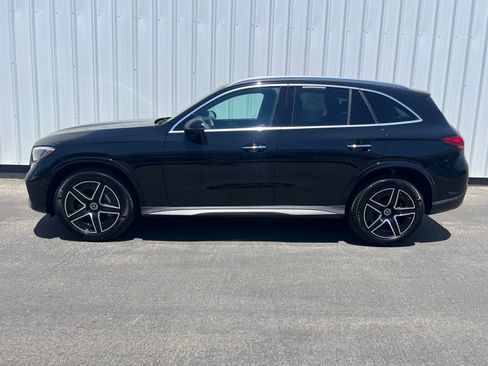 Used 2026 Mercedes-Benz GLC 300 4MATIC image 3
