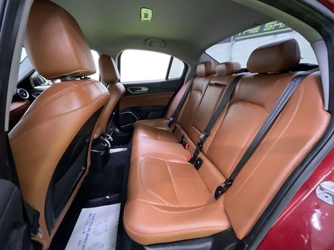 Used 2020 Alfa Romeo Giulia w/ Nero Edizione image 26