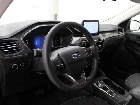 Used 2025 Ford Escape Active image 14