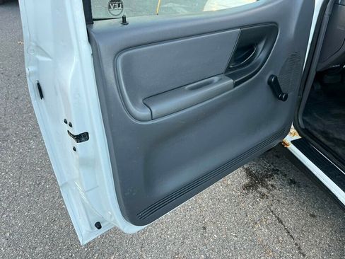 Used 2001 Ford Ranger 4x4 Regular Cab image 15